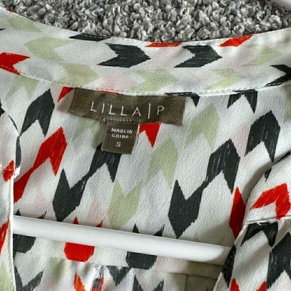 Lilla P Top Womens Small pop over chiffon Blouse roll up sleeves light tunic - Picture 5 of 10